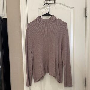 Summer & Rose Ribbed Turtleneck Sweater in Mauve / W1